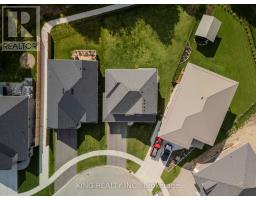 15 DUNNING WAY - 46
