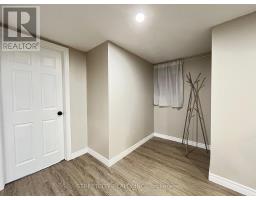 1578 COUNCILLORS STREET - 21