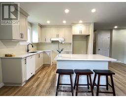 1578 COUNCILLORS STREET - 4