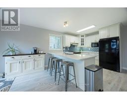 42 FOX HOLLOW DRIVE - 12