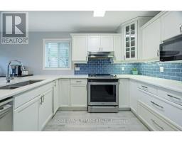 42 FOX HOLLOW DRIVE - 14