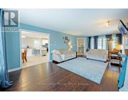 42 FOX HOLLOW DRIVE - 9