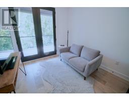 762 SPRINGBANK DRIVE - 37