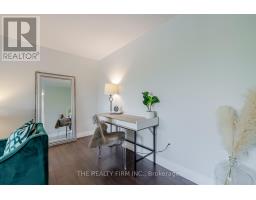 301 - 600 GRENFELL DRIVE - 12