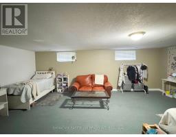 28 MELANIE DRIVE - 12
