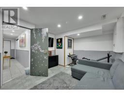 71 - 320 WESTMINSTER AVENUE - 13