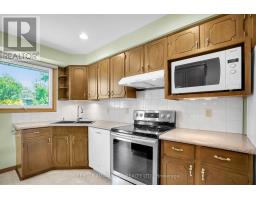 304 HIGHVIEW DRIVE - 10