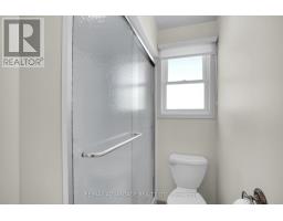 304 HIGHVIEW DRIVE - 17