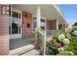 304 HIGHVIEW DRIVE - 2