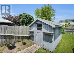 304 HIGHVIEW DRIVE - 34