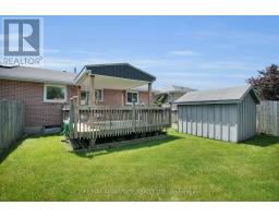 304 HIGHVIEW DRIVE - 36