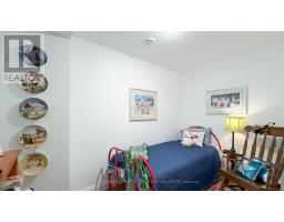 1 CREEK SIDE PLACE - 33