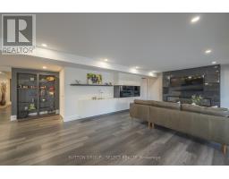 307 SONGBIRD LANE - 32