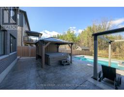 307 SONGBIRD LANE - 38