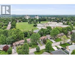 80 LARKSPUR CRESCENT - 36