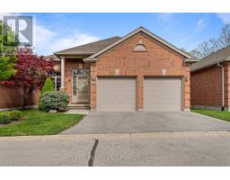 12 - 6 CADEAU TERRACE - 2