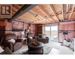 136 GRAYDON DRIVE - 46
