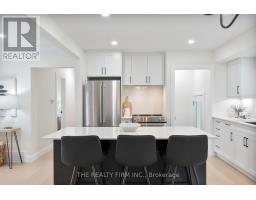 345 HEAD STREET N - 11