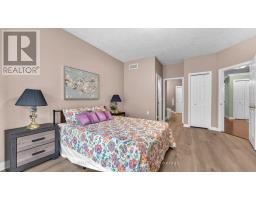 28 - 1574 RICHMOND STREET - 14