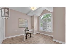 28 - 1574 RICHMOND STREET - 4