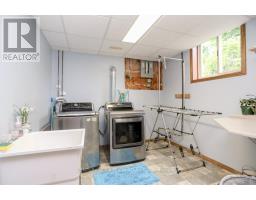 168 FOREST AVENUE - 34