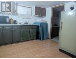1169 OXFORD STREET E - 21