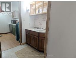 1169 OXFORD STREET E - 22