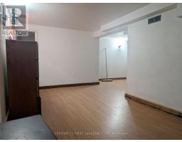 1169 OXFORD STREET E - 24