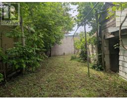 1169 OXFORD STREET E - 29