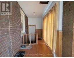 1169 OXFORD STREET E - 5