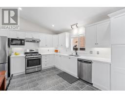 131 BRIDLE PATH - 12