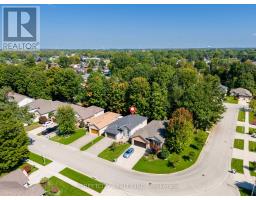 131 BRIDLE PATH - 44