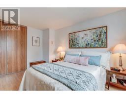 63 CAPRICE CRESCENT - 14