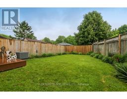 63 CAPRICE CRESCENT - 27