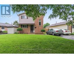 63 CAPRICE CRESCENT - 29