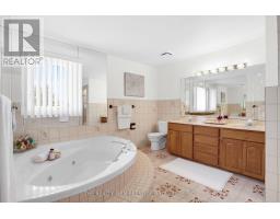 80 VIRGINIA CRESCENT - 26