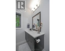 4 - 433 HYDE PARK ROAD - 33