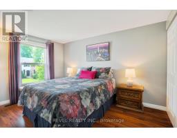226 BRUNSWICK CRESCENT - 23