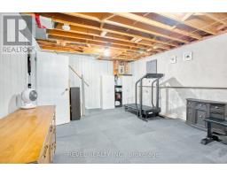 226 BRUNSWICK CRESCENT - 32
