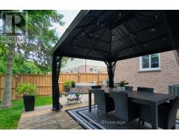 226 BRUNSWICK CRESCENT - 38