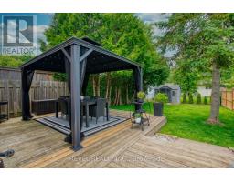 226 BRUNSWICK CRESCENT - 41