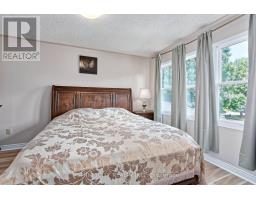 42 LAUREL STREET - 19