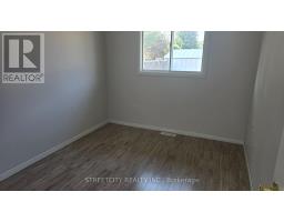 18 RODNEY CRESCENT - 20