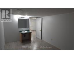 18 RODNEY CRESCENT - 28