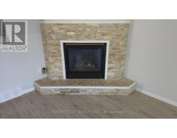 18 RODNEY CRESCENT - 6