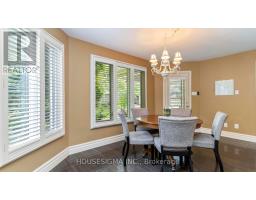 39 ROSE HIP PLACE - 12