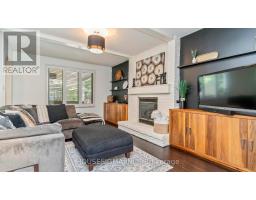 39 ROSE HIP PLACE - 14