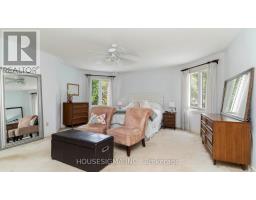 39 ROSE HIP PLACE - 19