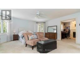 39 ROSE HIP PLACE - 21