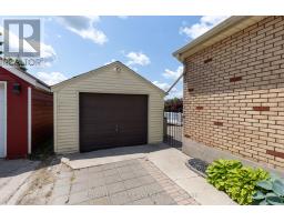 1069 HAMILTON ROAD - 4
